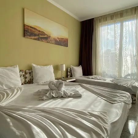 Admiral Plaza C 45 One Bedroom サニービーチ