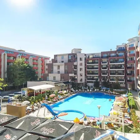 アパート Admiral Plaza C 45 One Bedroom サニービーチ